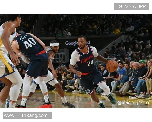 2017年步行者与快船激战回顾:精彩瞬间与赛季影响分析 2017年步行者与快船激战回顾:精彩瞬间与赛季影响分析