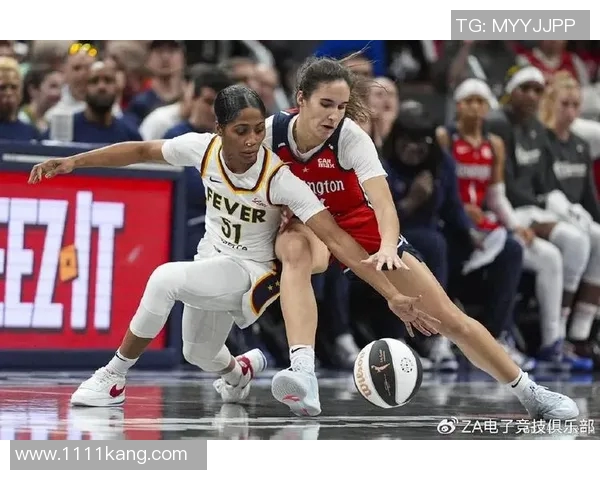 狂热队与天空队胜分差对比分析揭示比赛关键因素与战术布局 狂热队与天空队胜分差对比分析揭示比赛关键因素与战术布局